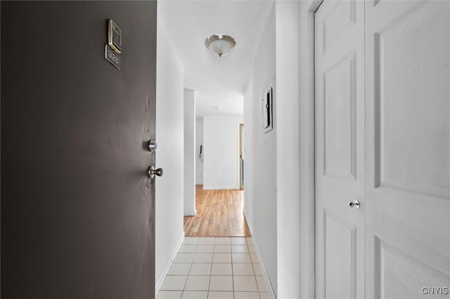 Building Photo - 325 Village Blvd N