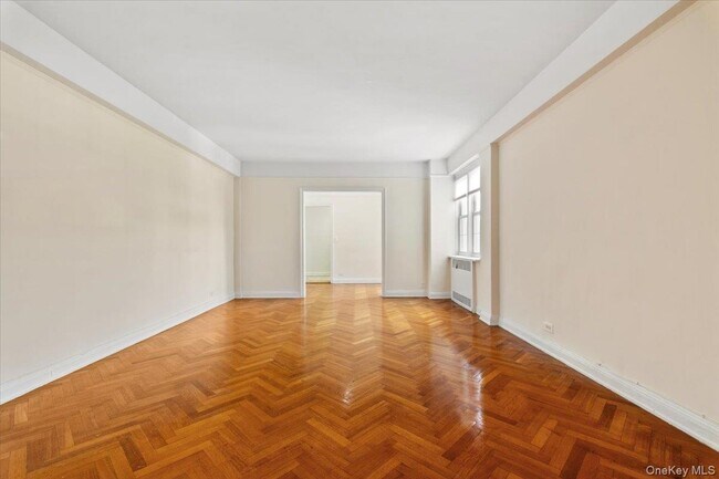 Building Photo - 45 Popham Rd