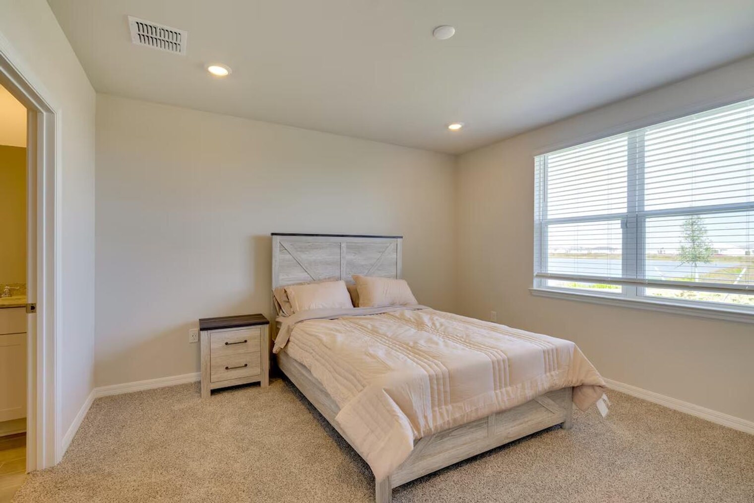 Building Photo - 44488 Diamond Trl