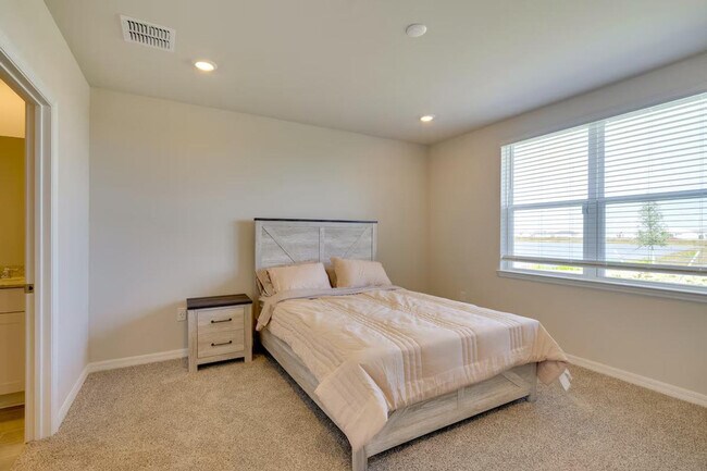 Building Photo - 44488 Diamond Trl