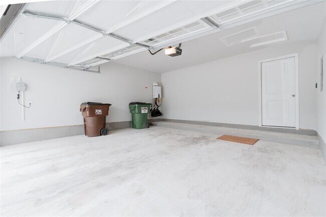 Building Photo - 1642 Settlers Glen Dr