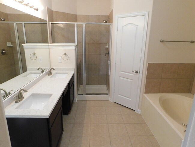 Building Photo - 217 Harbor Bend Ln