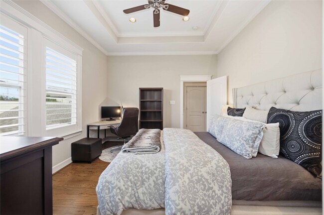 Building Photo - 621 Rutland St