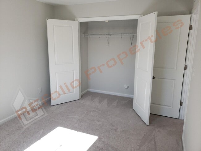 Building Photo - Brand New 3 BR 1-Car Garage Townhome in Do...