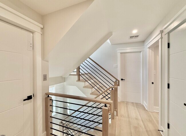 Building Photo - 100 S Frontenac Ave