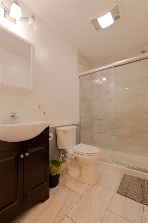 Building Photo - 157 Perkins St