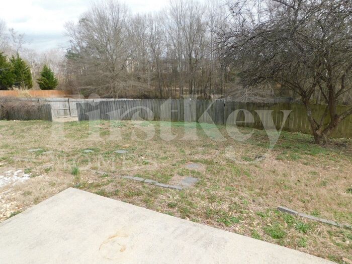 Building Photo - 265 Meadow Crest Way