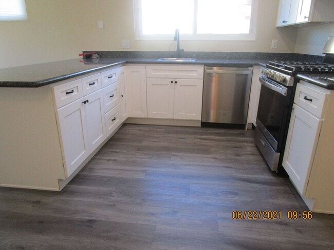 Building Photo - Nicely updated home