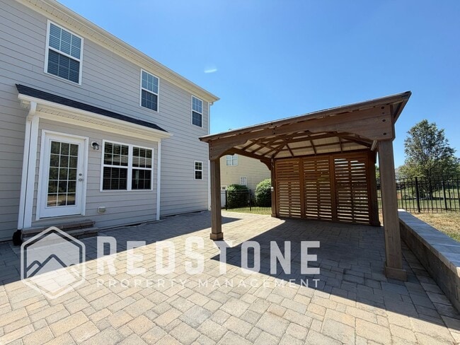 Building Photo - 1823 Buxton Way