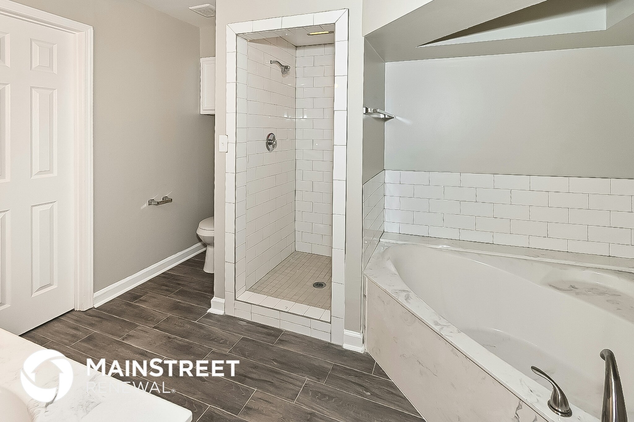 Building Photo - 2895 Devon Cir