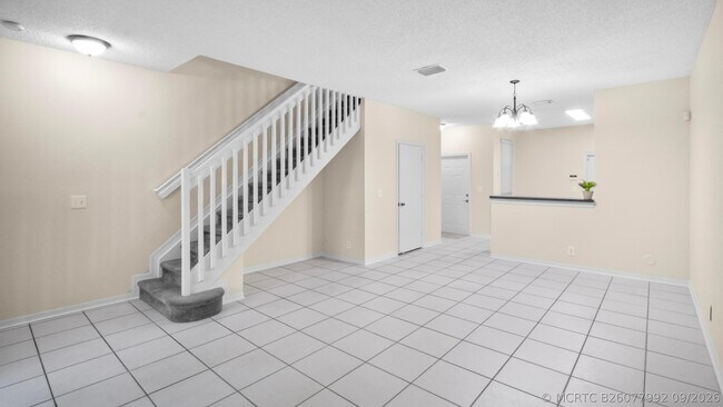 Building Photo - 3636 San Simeon Cir