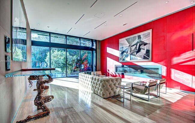 Building Photo - 1080 Brickell Ave
