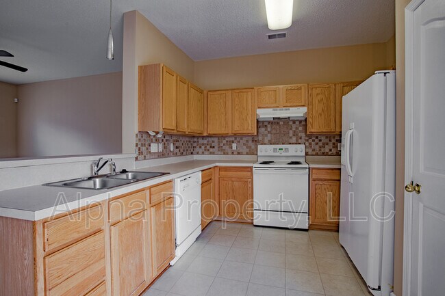 Building Photo - 631 Timber Walk Dr