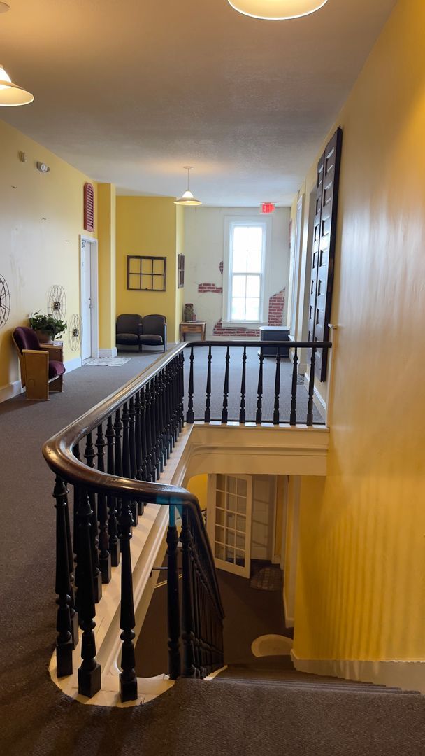 Building Photo - FURNISHED DOWNTOWN CONDO