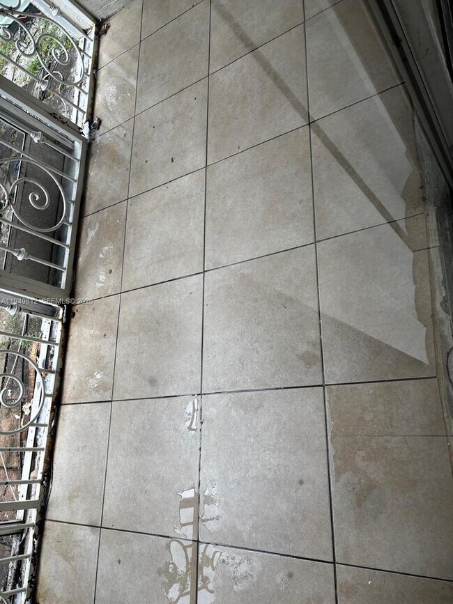 Building Photo - 20520 NW 15th Ave