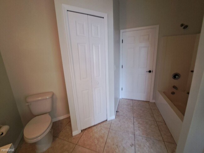 Building Photo - 4 br, 2 bath House - 17 Renfro Ln