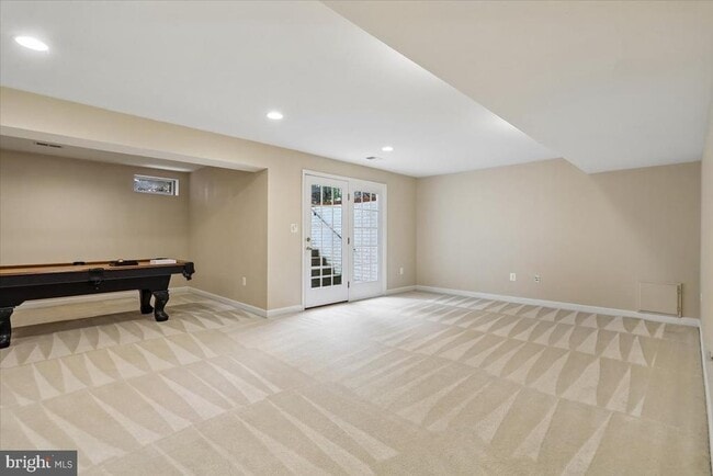 Building Photo - 42855 Chatelain Cir