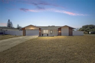 Building Photo - 7012 Pin Cherry Ln