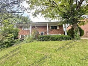 Building Photo - 1359 Dix Dr
