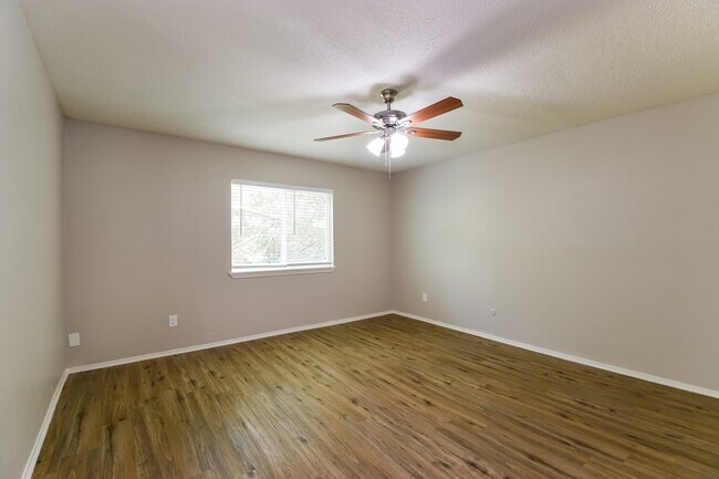 Building Photo - 12230 Villa Lea Ln