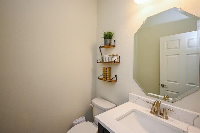 Building Photo - 27915 Crosswater Ln