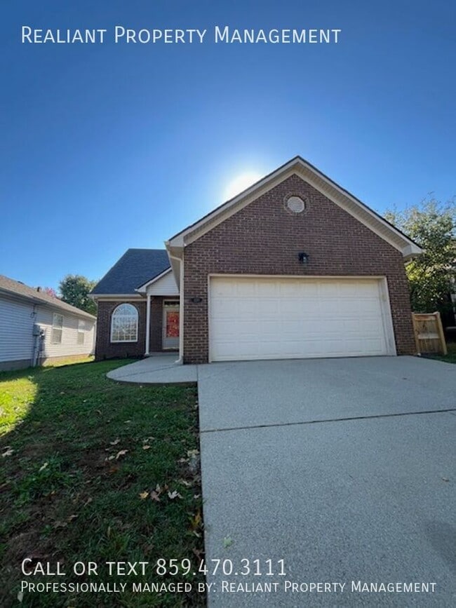 Building Photo - 120 Leatherwood Ln