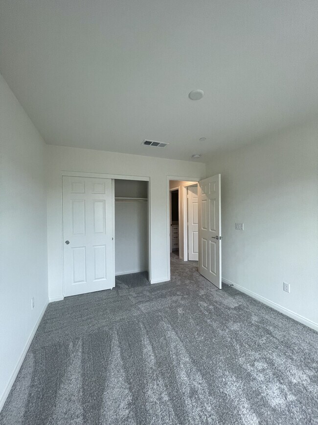 Building Photo - Helena Ridge