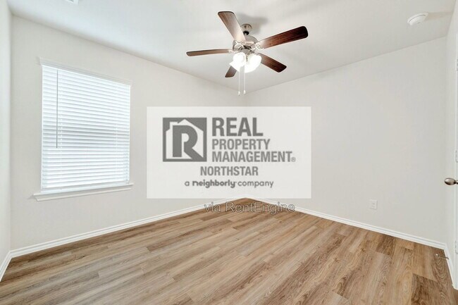 Building Photo - 848 Good Cheer Ln