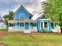 Building Photo - 503 E Springer Ave