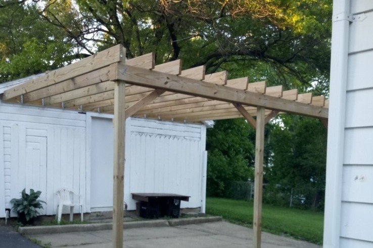 Pergola over the patio - 520 Lawrence Ave