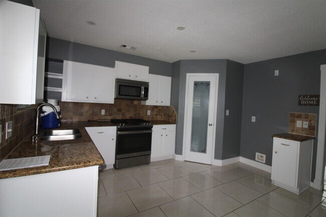 Building Photo - 19614 Oleander Ridge Way