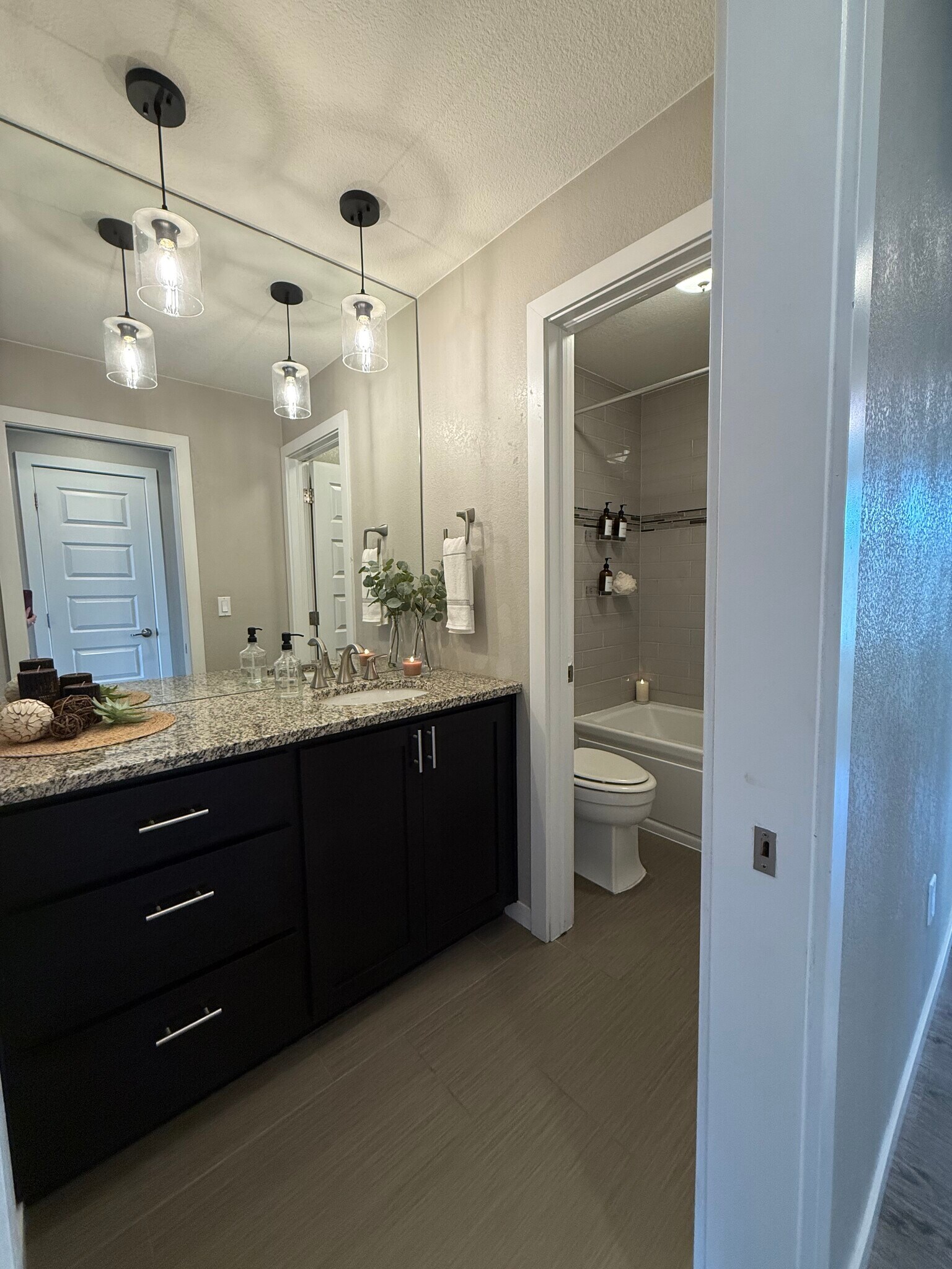 Building Photo - 5660 W 38th Ave