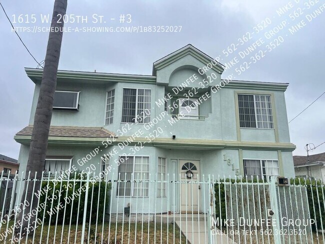 Building Photo - 1615 W 205th St