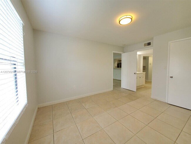 Building Photo - 15591 SW 105th Terrace