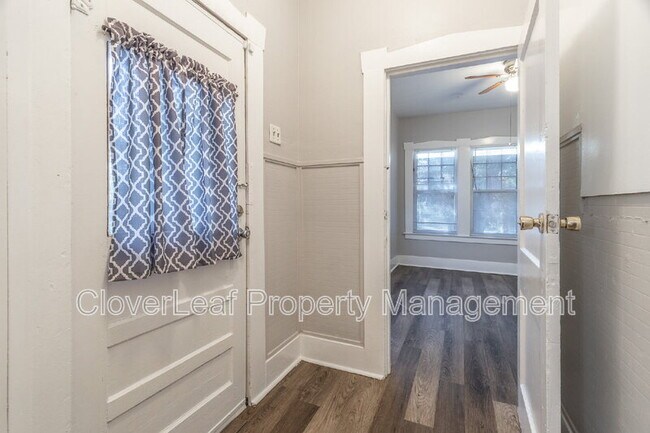 Building Photo - 226 Mc Laughlin Ave