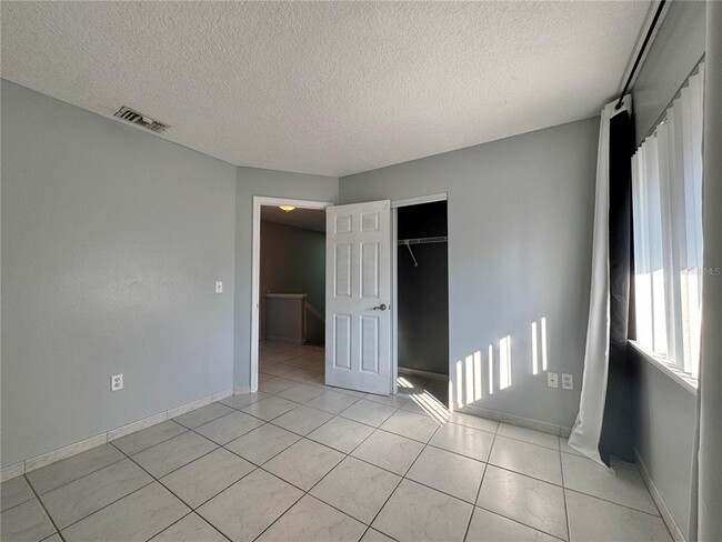 Building Photo - 120 Olive Tree Cir