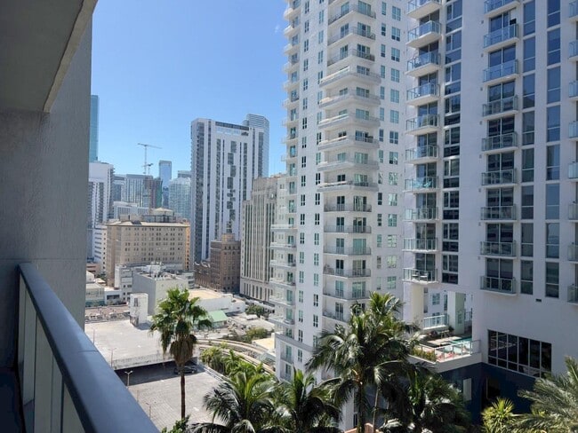 Building Photo - 253 NE 2nd St