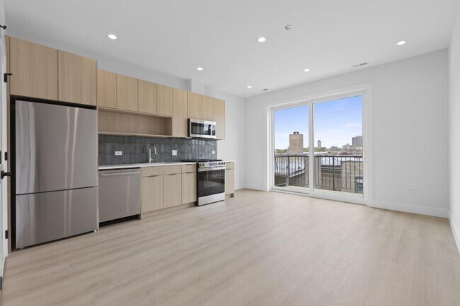 Building Photo - 1 bedroom in Chicago IL 60613