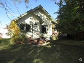 Building Photo - Cute Home in Whitefish with Yard & Storage
