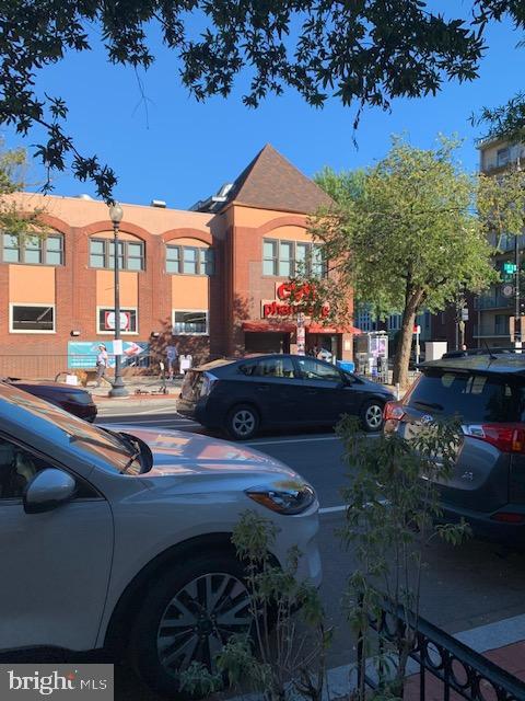Building Photo - 1502 17th St NW