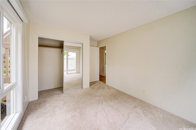 Building Photo - 7007 Hawaii Kai Dr