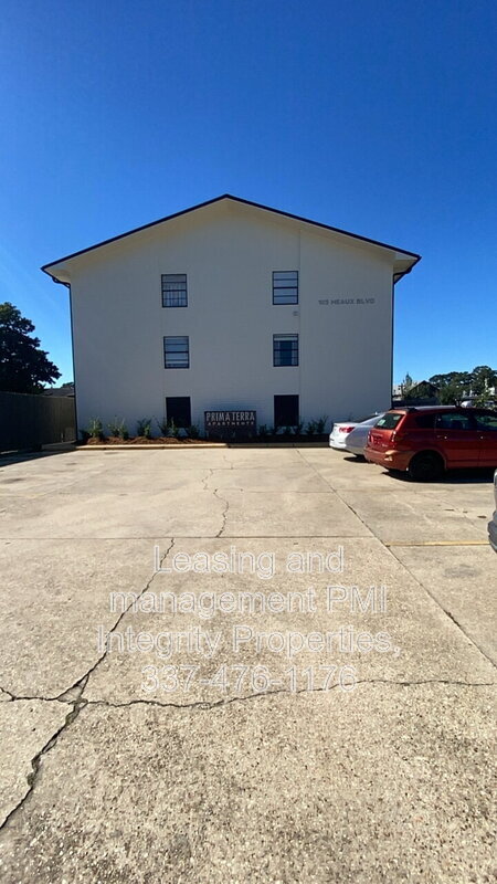 Primary Photo - 105 Meaux Blvd