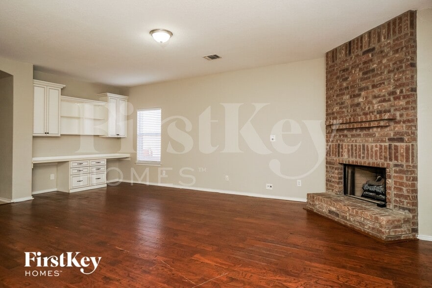 Building Photo - 1157 Kite Cor