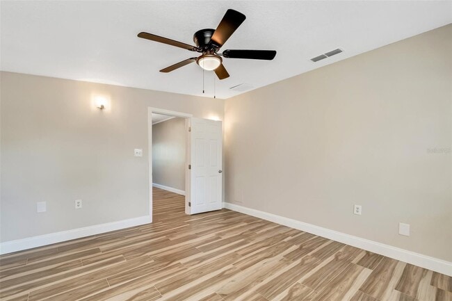 Building Photo - 1824 Roanoke Ave