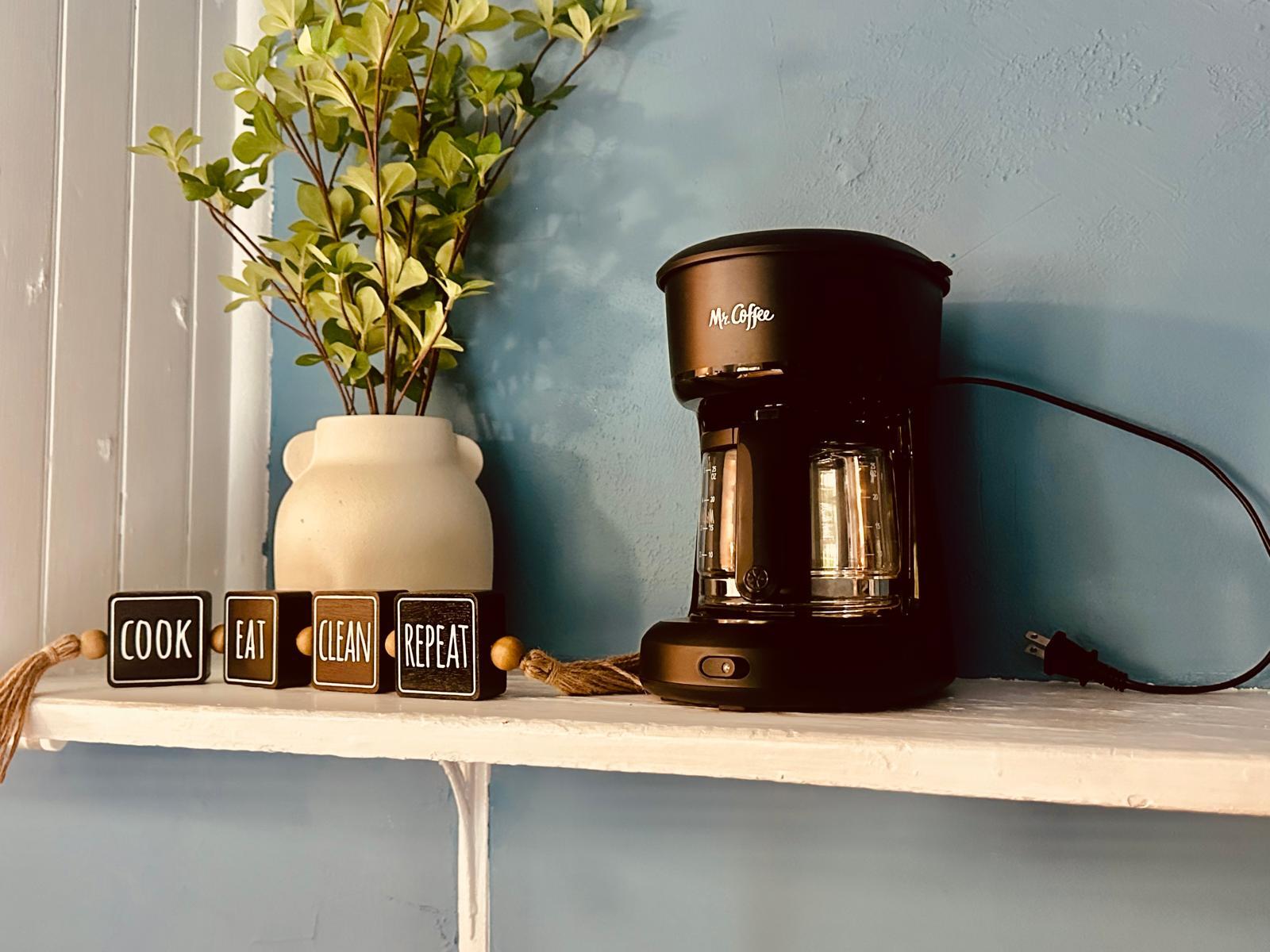 Building Photo - 230 Essex St