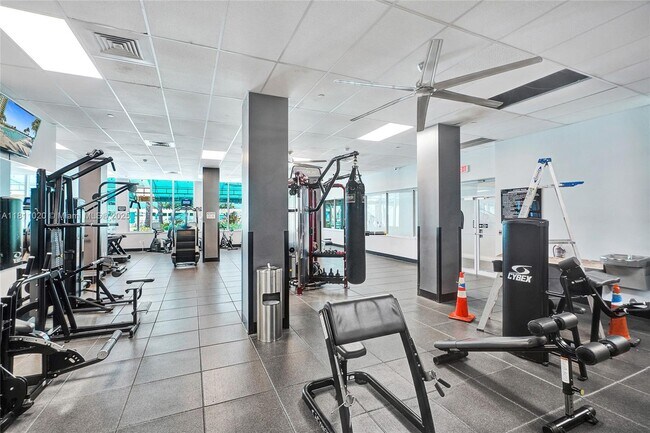 Building Photo - 2501 S Ocean Dr