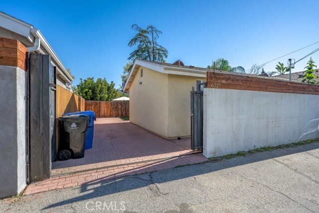 Building Photo - 6227 Agnes Ave