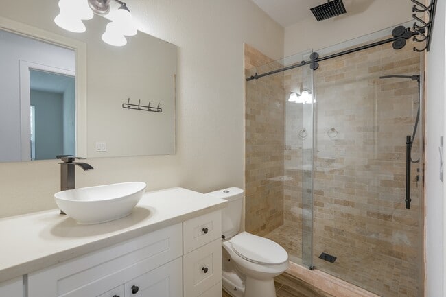 Building Photo - 25018 Rhett Butler Ct