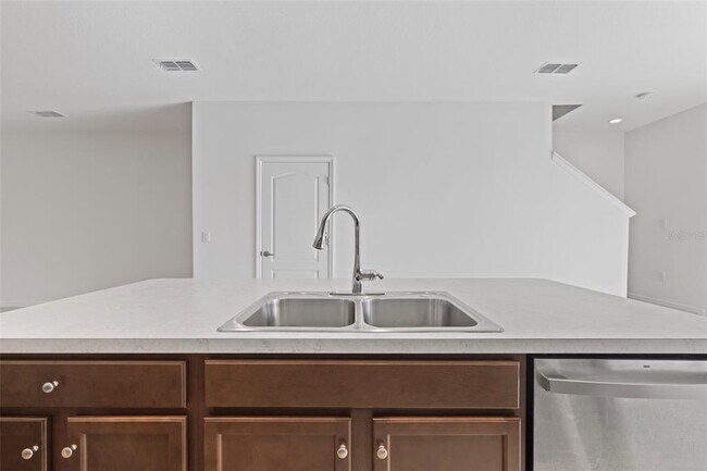 Building Photo - 8561 Canyon Creek Trail