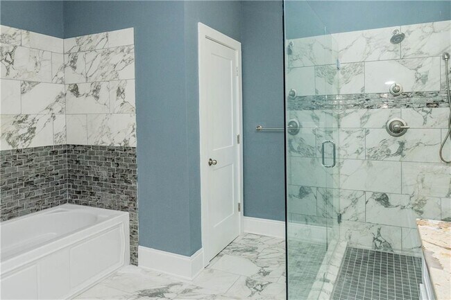 Building Photo - 1433 Merriman Ln NE